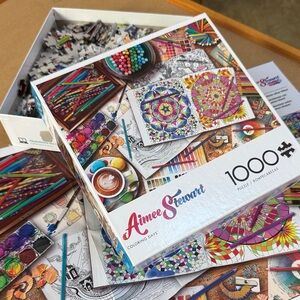 1000-pc Coloring Days Jigsaw Puzzle (K)